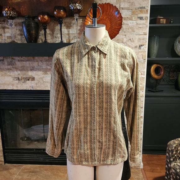 Woolrich Snap Front Collared Long Sleeves Shirt Size Small - Picture 2 of 5